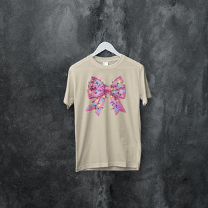 Big Pink Bow Christmas Shirt - Girly Holiday Tee - Festive and Cute Xmas T-Shirt